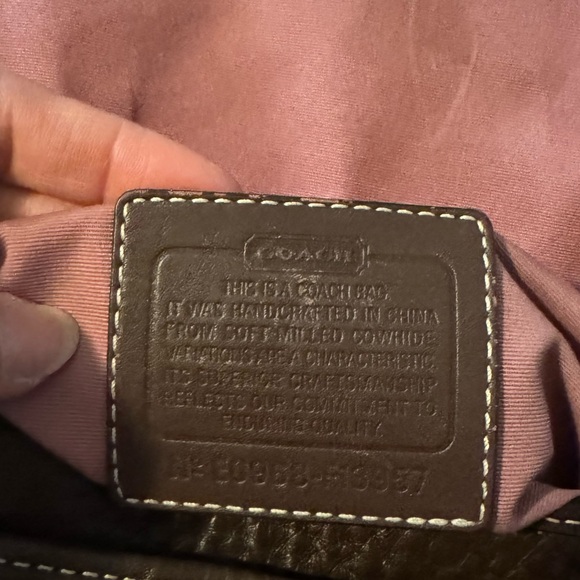 Coach Vintage leather shoulder or crossbody bag - Picture 13 of 13